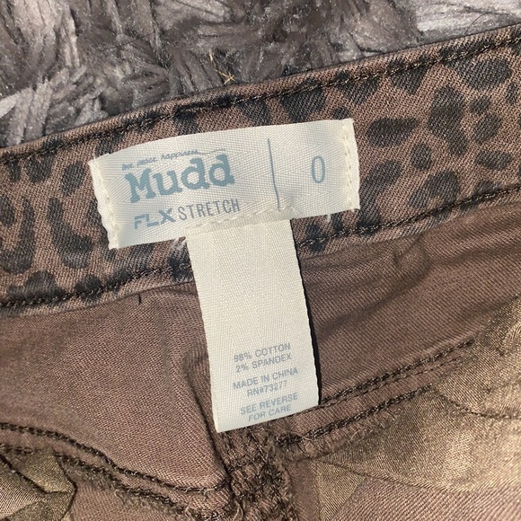 Cheetah print jean skirt - Picture 3 of 3